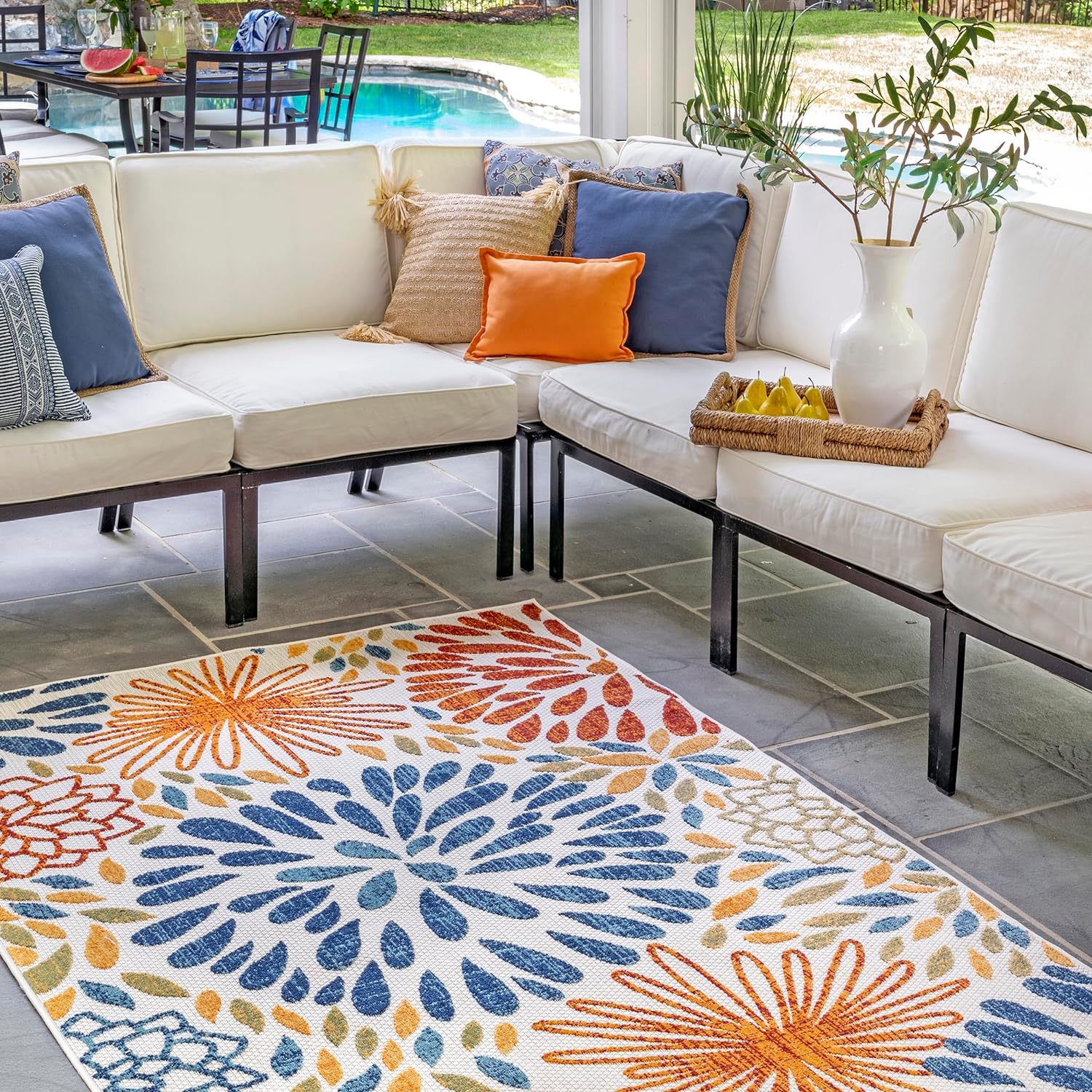 nuLOOM Monique Floral Indoor/Outdoor Area Rug- Modern