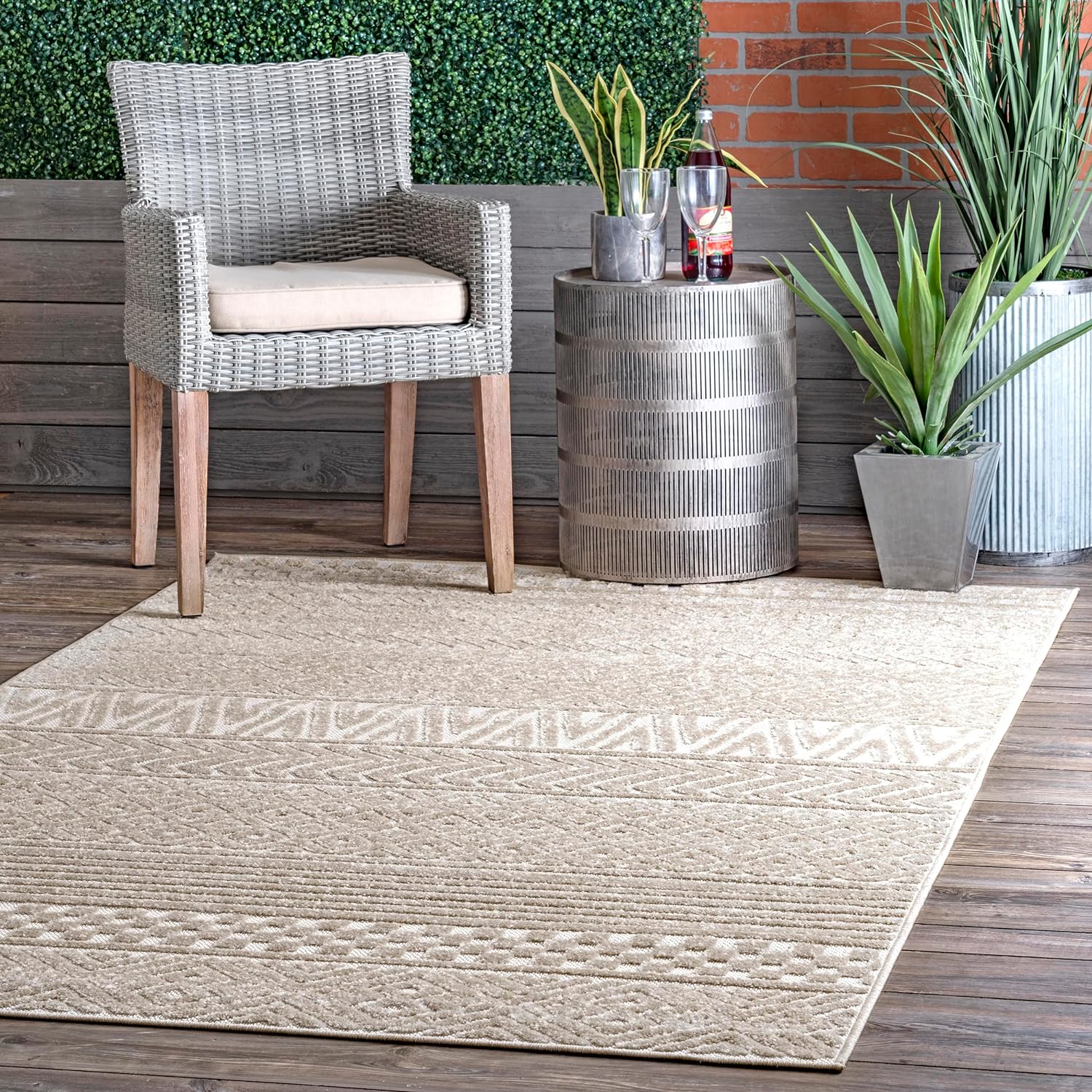 nuLOOM Kamryn Textured Tribal Indoor/Outdoor Area Rug