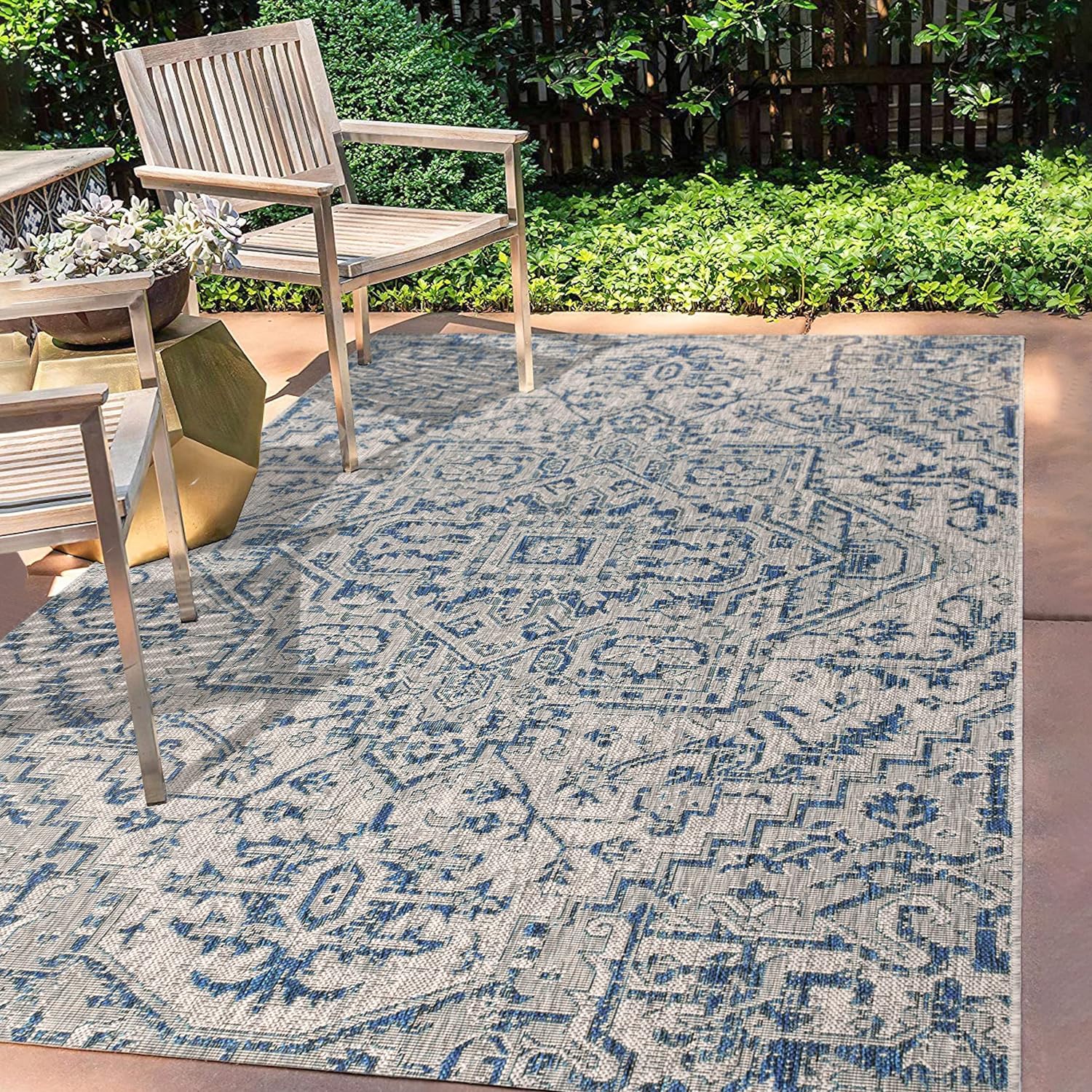 JONATHAN Y SMB105B-8 Estrella Bohemian Medallion Textured Weave Indoor/Outdoor Navy/Gray 8 ft. x 10 ft. Area Rug Coastal