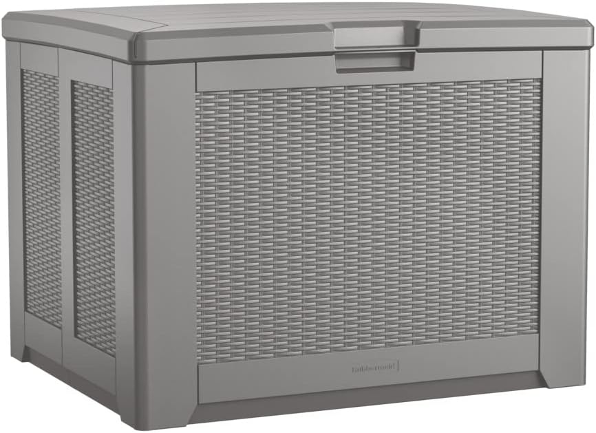 Rubbermaid Medium Resin Outdoor Storage Deck Box (74 Gal)